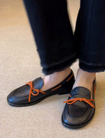 Load image into Gallery viewer, Retro Round Toe Flat Bow Slip-On Loafers Women N6C150