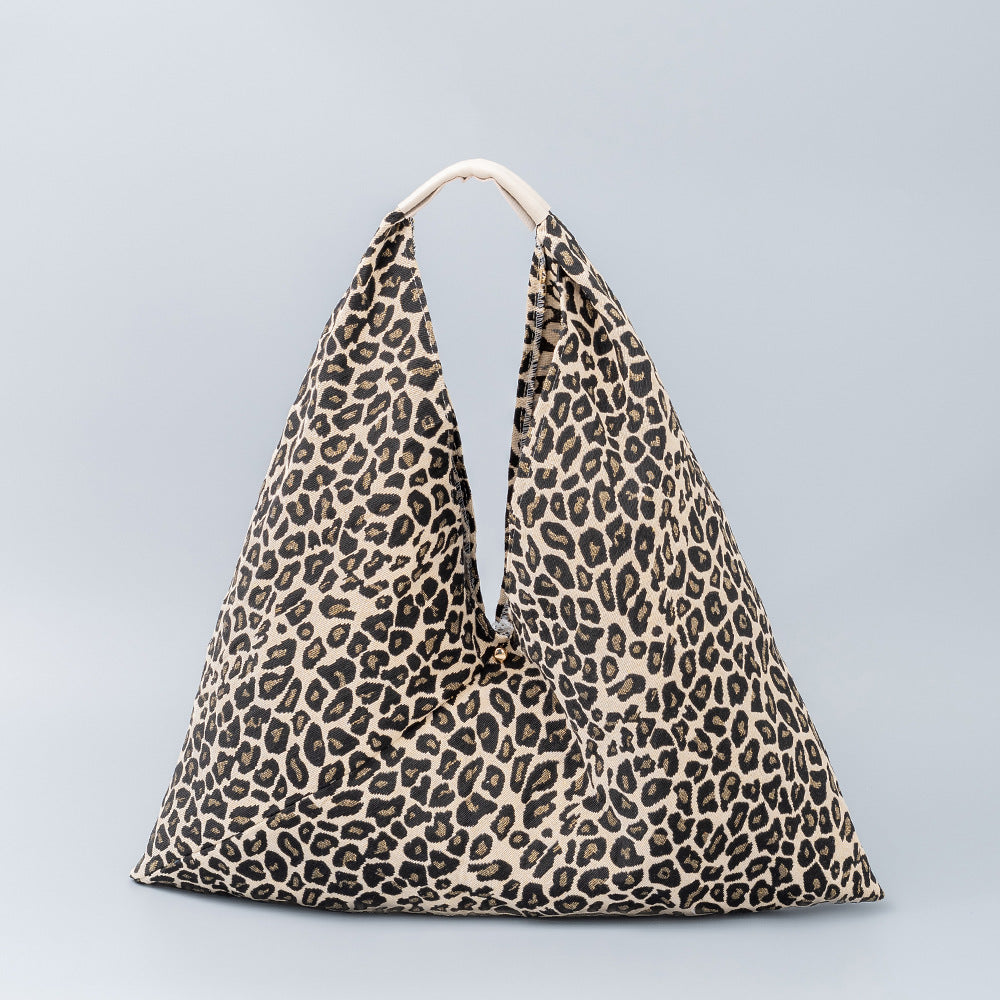 Crescent Silhouette Poly-Cotton Bag Magnetic Closure S5P388