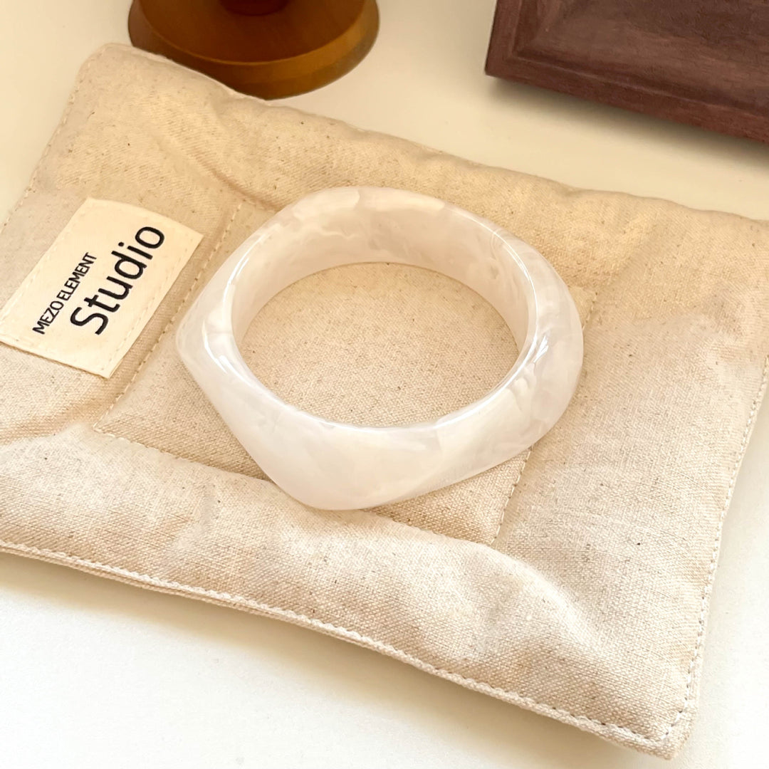 Geometric Ombre Resin Bangle Curved Acetate Contour S5P256