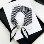 Load image into Gallery viewer, Long Scarf Pearl Magnetic Clasp Versatile Women N6H110