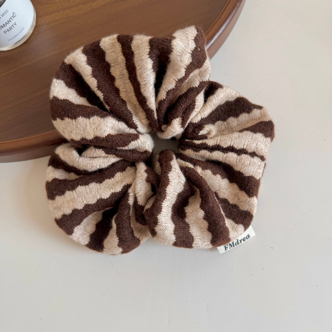 Womens Oversized Striped Scrunchie N6K029