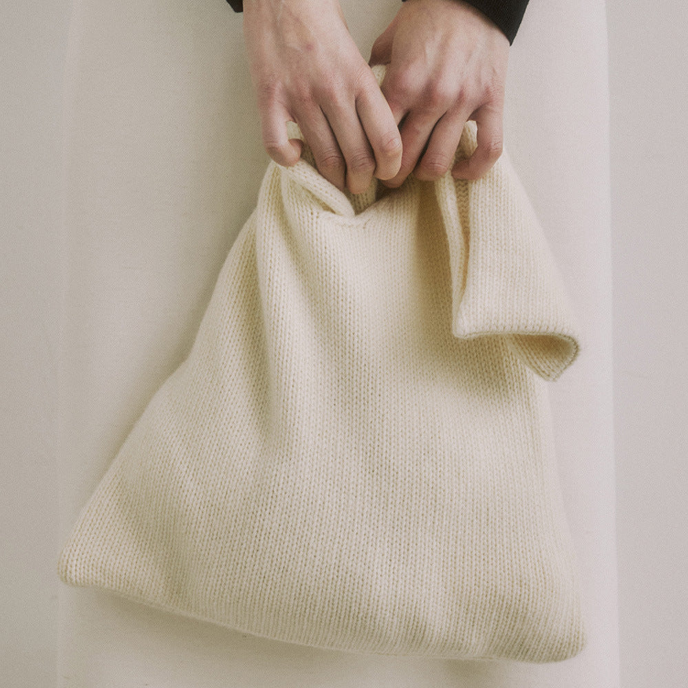 Wool Blend Knit Tote Bag  M5A200