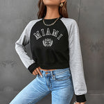 Load image into Gallery viewer, Color Block Cropped Letter Sweater Raglan Dark Gray N5Z520

