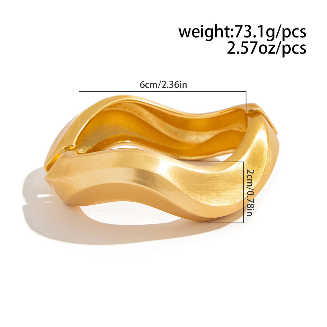 Punk Wide Bangle Spring Closure Bracelet Women N6B012