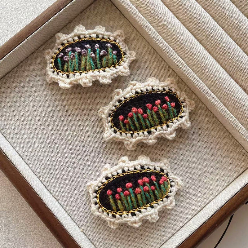Womens Vintage Crochet Floral Hair Clip N6K313