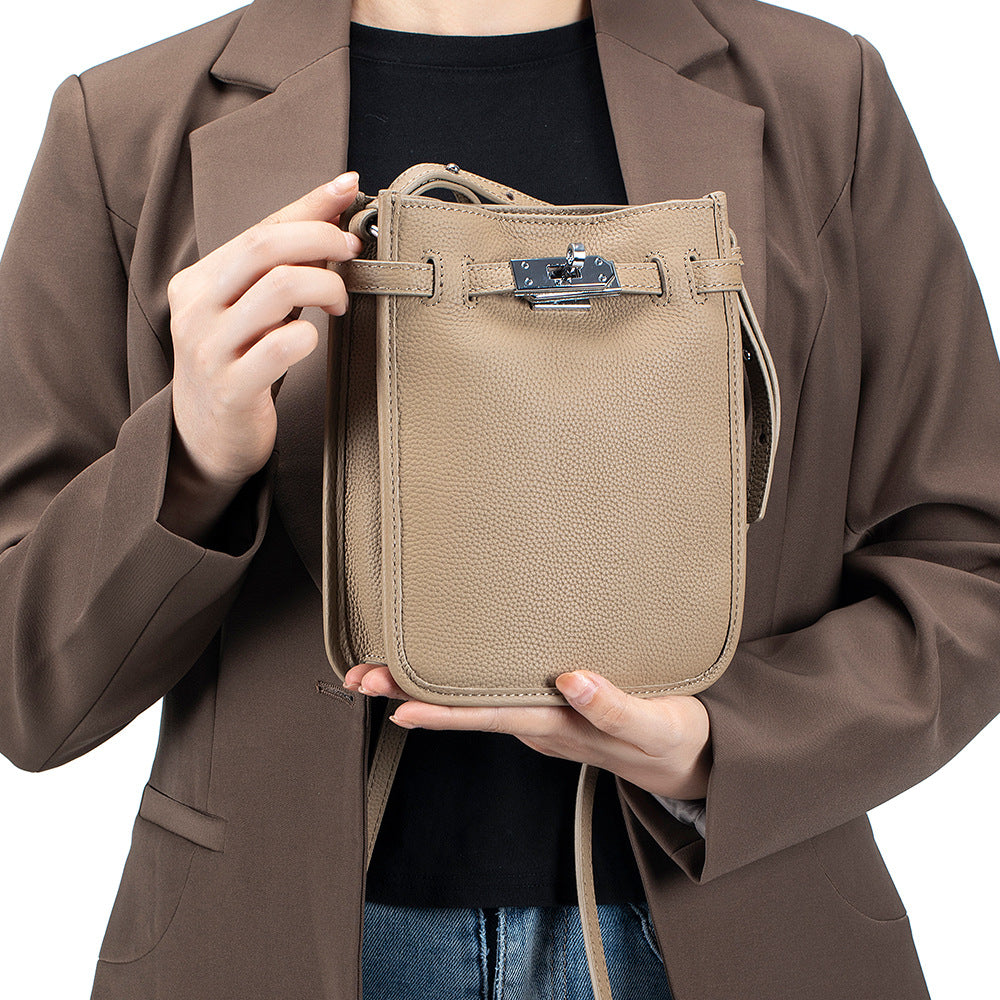 Genuine Leather Crossbody Bag Bucket Shoulder Purse N6F112