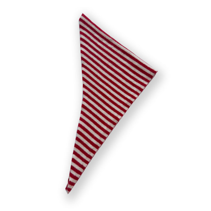 Wool Blend Triangle Scarf  M5A164