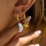 Load image into Gallery viewer, Star Moon Clip-On Earrings Steel 18K Gold-Plated S5P158