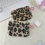 Load image into Gallery viewer, Plush Heart Coin Purse Makeup Bag Key Wallet S5P869