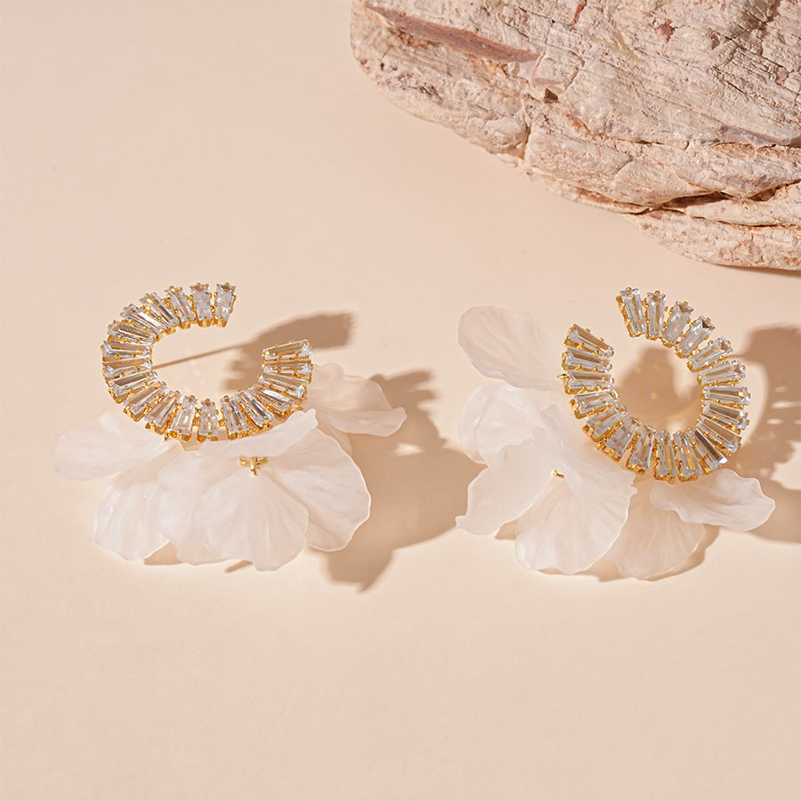 Petal Crystal Studs Acrylic Prong-Set S5P045