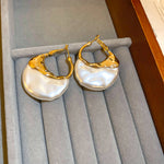 Load image into Gallery viewer, Faux Pearl Bag Shape Silver Stud Earrings Geometric N6H153