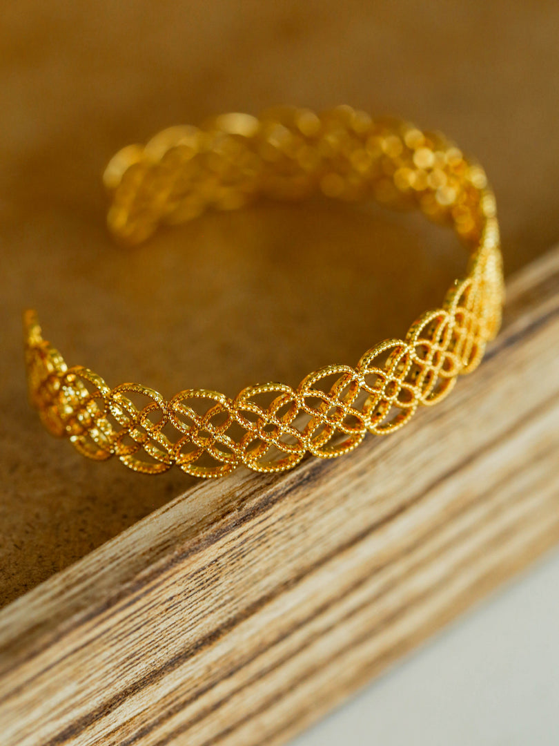 Lace Openwork Geometric Cuff Bracelet Women N6C006