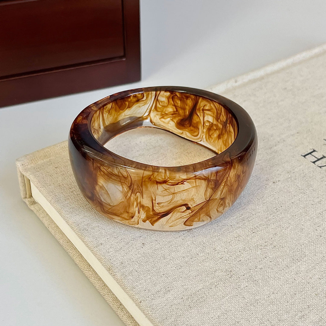 Asymmetric Acrylic Wide Bangle  Resin Artisan S5P257