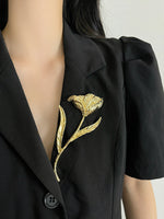 Load image into Gallery viewer, Vintage Oversized Metal Leaf Flower Brooch N6B013