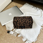 Load image into Gallery viewer, Women's Leopard Print Polyester Cosmetic Bag N6J273