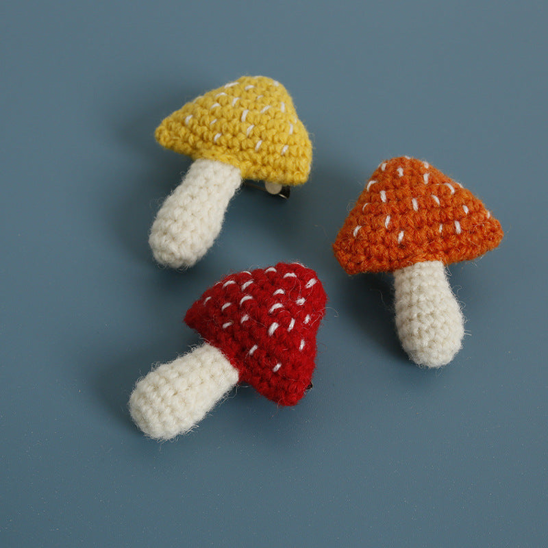 Hand Crochet Mushroom Brooch Wool Yarn Pin N6G045