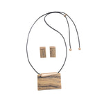 Load image into Gallery viewer, Leather Cord Resin Square Pendant Chunky Necklace N6H137