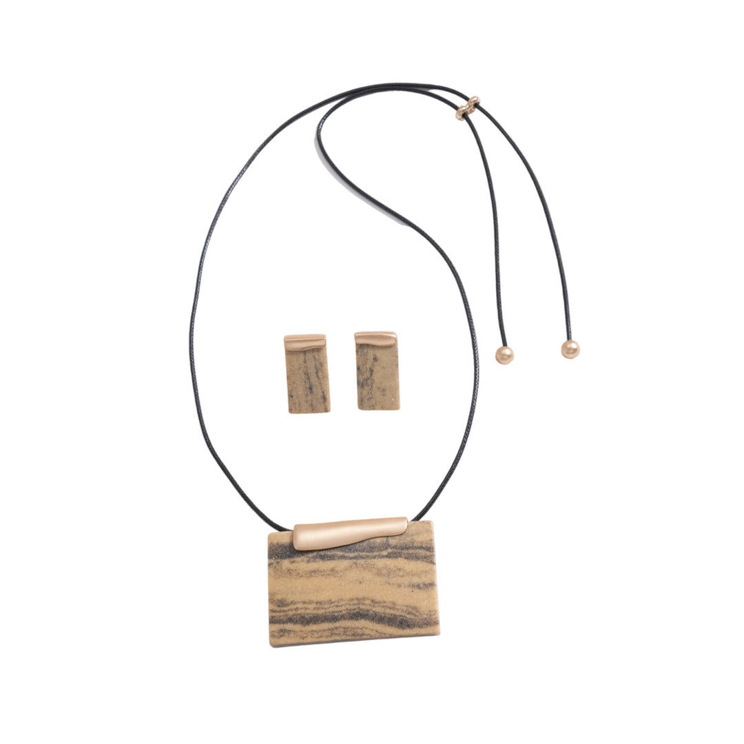 Leather Cord Resin Square Pendant Chunky Necklace N6H137
