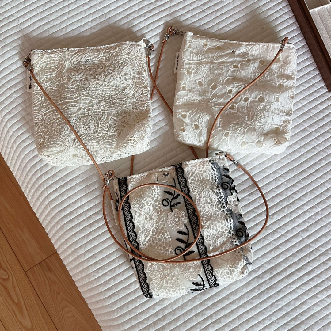 Vintage Lace Embroidered Cotton Crossbody Phone Bag N6F176