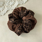Load image into Gallery viewer, Womens Leopard Print Suede Feel Scrunchie N6K010
