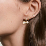 Load image into Gallery viewer, Pearl Cherry Ear Cuff Stud Earrings Women N6H161