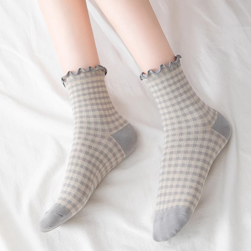 Plaid Ruffle Trim Mid-Calf Socks Women Preppy N6H006