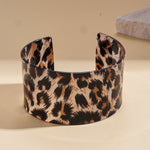 Load image into Gallery viewer, Acrylic Leopard Print Geometric Open Cuff Bangle N6F284