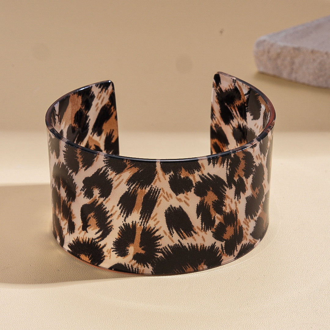 Acrylic Leopard Print Geometric Open Cuff Bangle N6F284