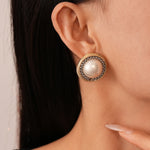 Load image into Gallery viewer, Contrast Chain Faux Pearl Round Silver Stud Earrings N6H152