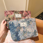 Load image into Gallery viewer, Vintage Floral Jacquard Cosmetic Bag N6K111