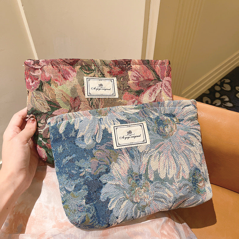 Vintage Floral Jacquard Cosmetic Bag N6K111