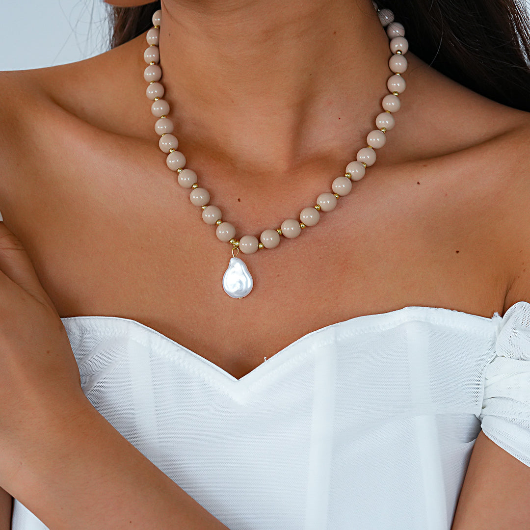 Dopamine Pearl Acrylic Geometric Beaded Necklace N6H059