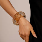 Load image into Gallery viewer, Coil Spring Bangle Iron Openwork Geometric Minimalist S5P126
