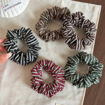 Load image into Gallery viewer, Womens Leopard Print Fabric Scrunchie N6K030