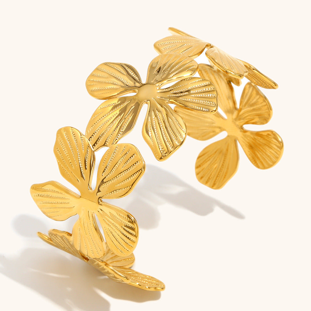 Floral Bangle Steel 18K Plated Continuous Loop S5P118