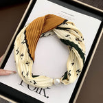 Load image into Gallery viewer, Magnetic Pearl Long Scarf Neck Warmer Women N6H112