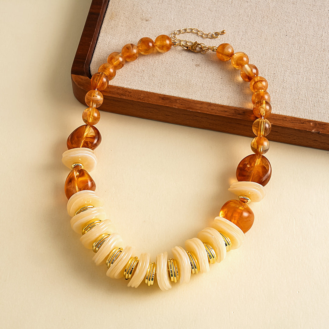Womens Vintage Round Acrylic Beaded Necklace N6K180