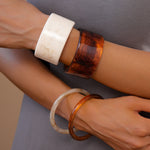 Load image into Gallery viewer, Iridescent Resin Geometric Open Cuff Bangle N6F283