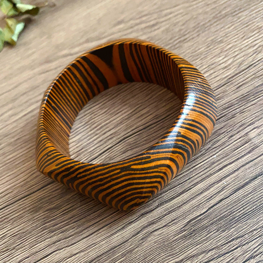 Wood Grain Circle Bangle Handcrafted Vintage Jewelry S5P032