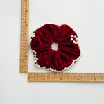 Load image into Gallery viewer, Womens Pearl Velvet Scrunchie N6K009