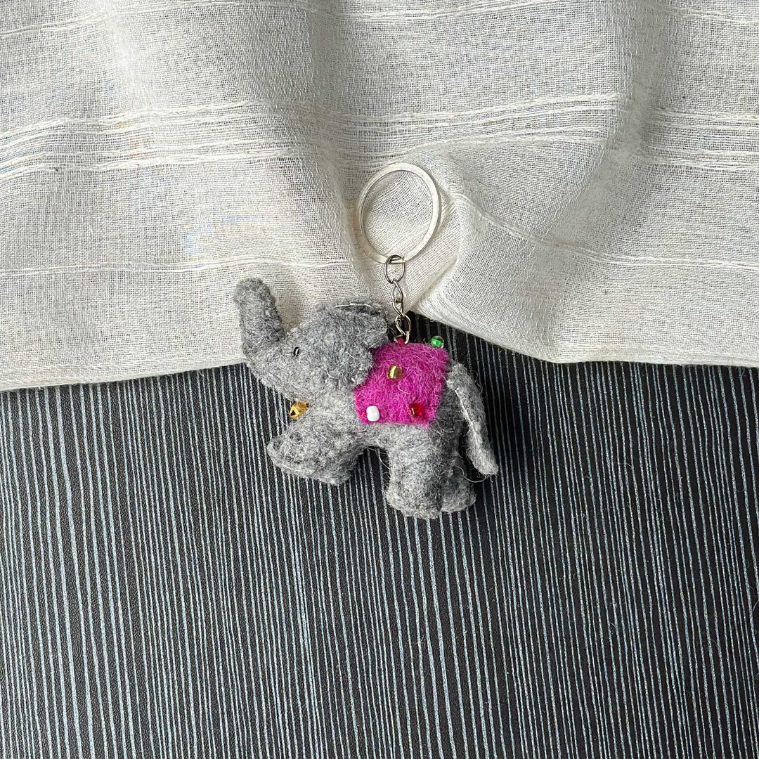 Cute Felt Elephant Keyring Pendant Baby Shower Gift N6G003