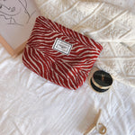 Load image into Gallery viewer, Retro Geometric Pattern Chenille Clutch Bag Women S5P658