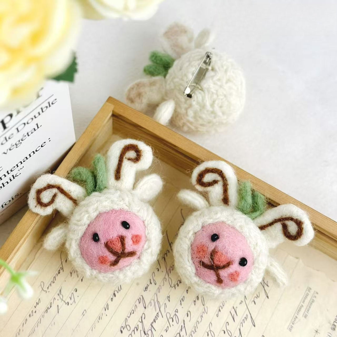 Handmade Wool Felt Animal Brooch Cute Cat Bear Pin N6G029