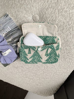Load image into Gallery viewer, Embroidery Card Holder ID Organizer Pouch N6B123