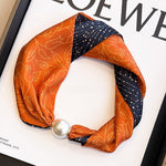 Load image into Gallery viewer, Womens Pearl Magnetic Clasp Skinny Scarf N6K260