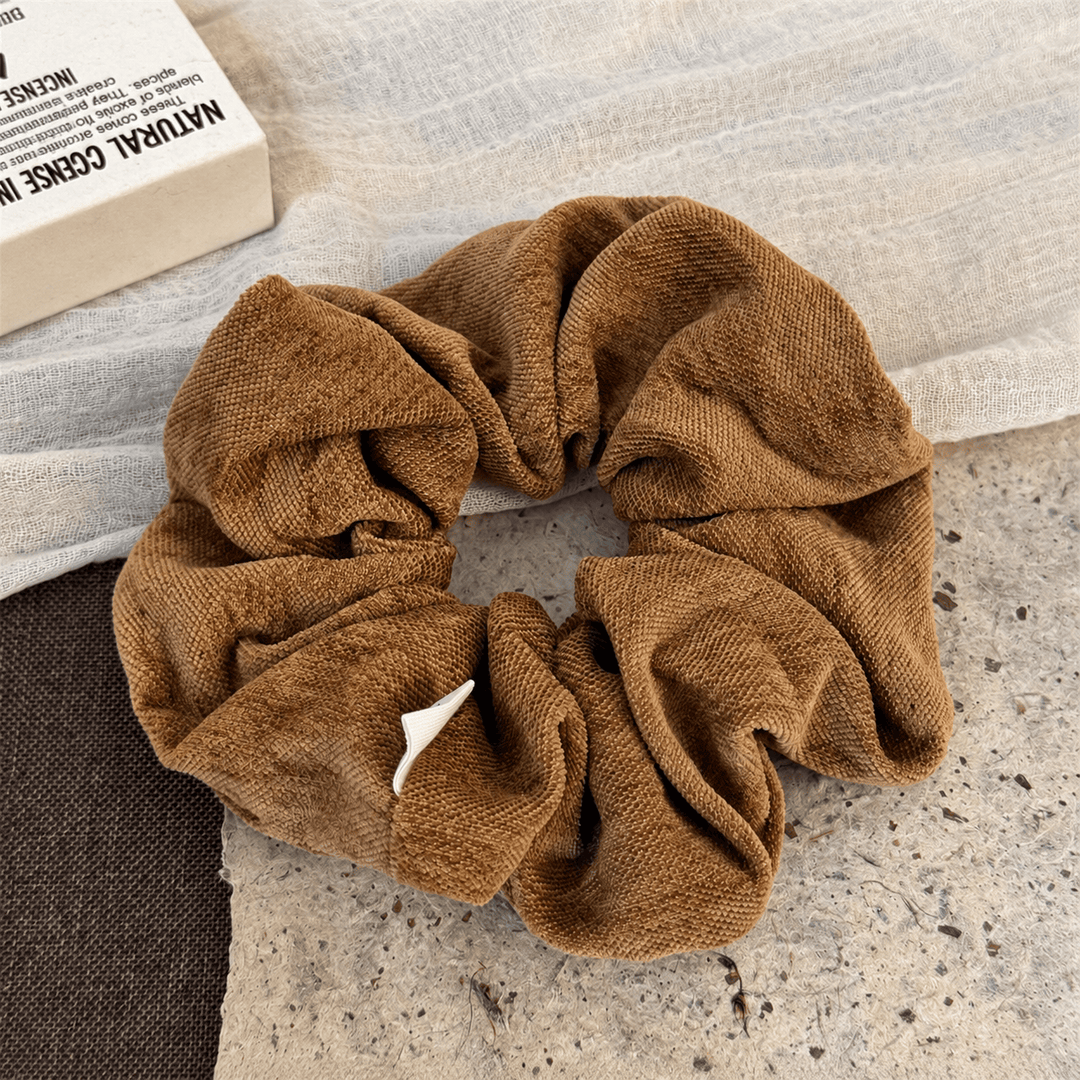 Womens Vintage Soft Velvet Scrunchie N6K032