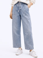 Load image into Gallery viewer, Baggy Low Rise Crop Jeans Women N6C284