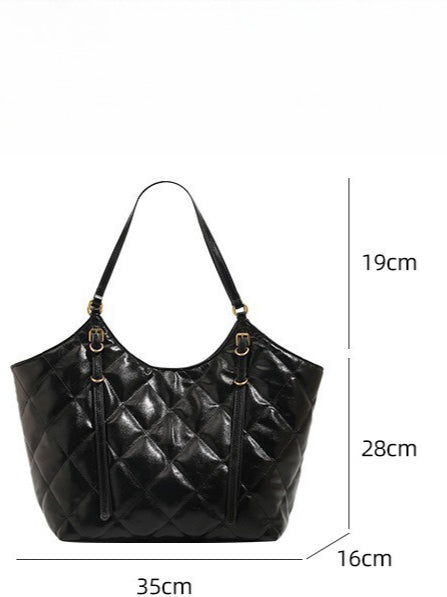 Quilted Oversized Tote Bag with Magnetic Snap N6C048