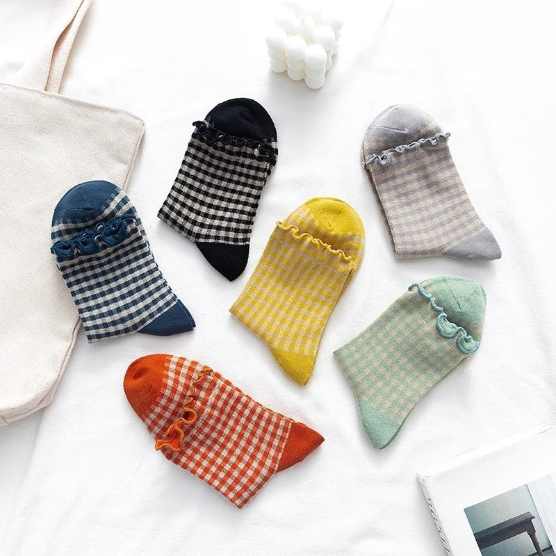 Plaid Ruffle Trim Mid-Calf Socks Women Preppy N6H006