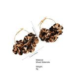 Load image into Gallery viewer, Leopard Print Round Petal Dangle Earrings Vintage N6F269
